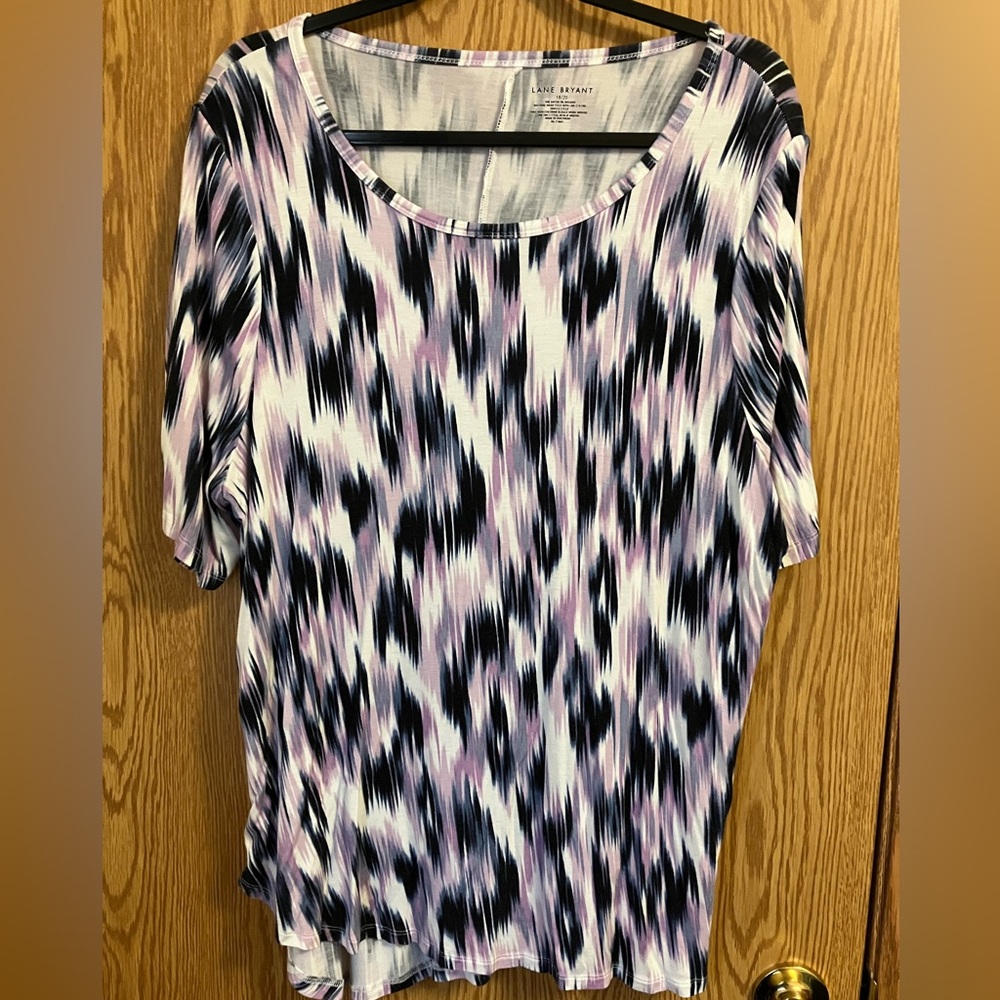 Lane Bryant Blue Purple and Pink Patterned Short Sleeve Top Plus‎ 18/20